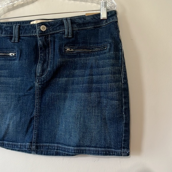 Hollister Low-Rise Denim Skirt - Picture 3 of 12